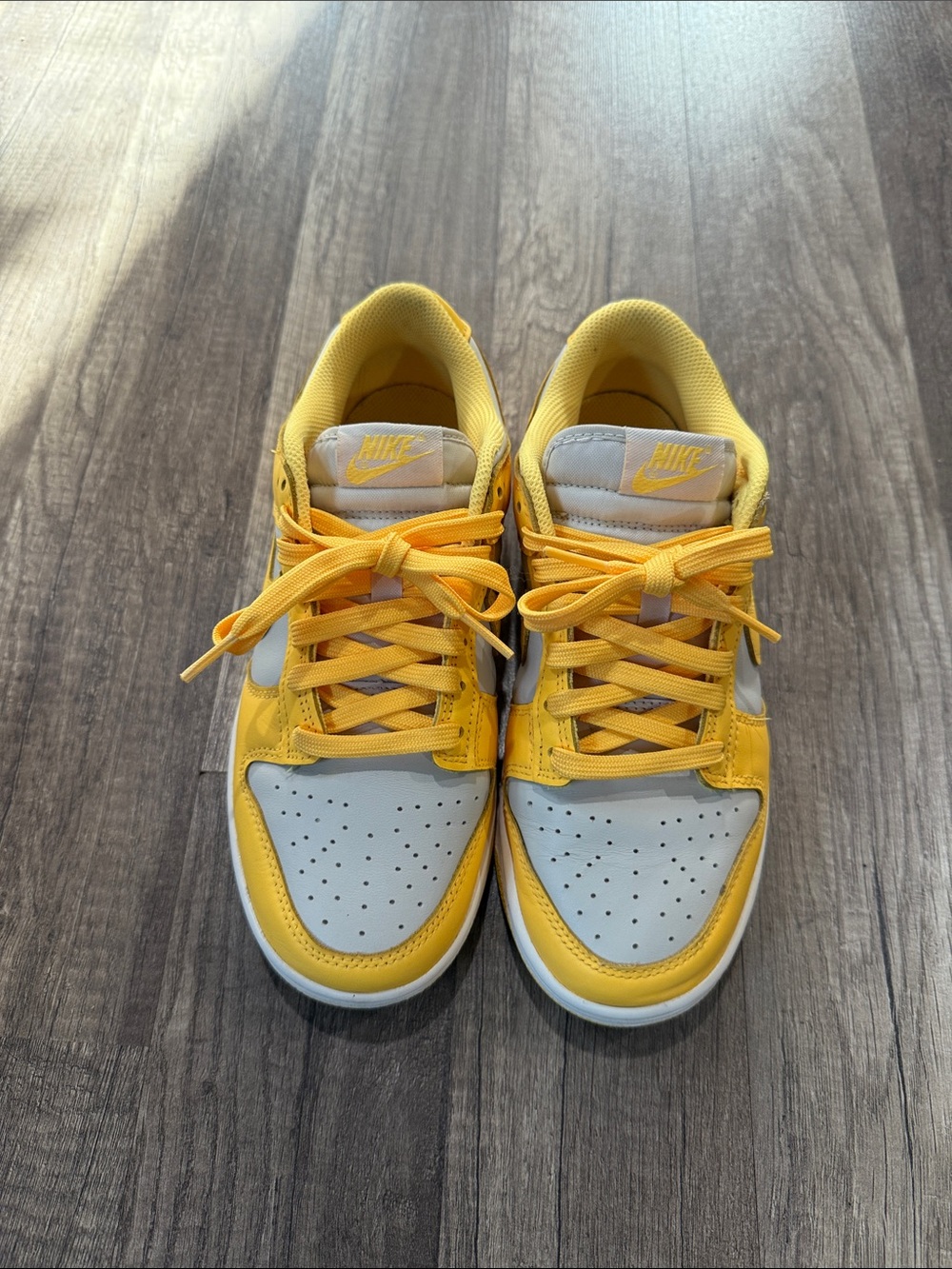Nike women’s  Citron Pulse Yellow and White Low-Top Sneakers with Perforated Toe